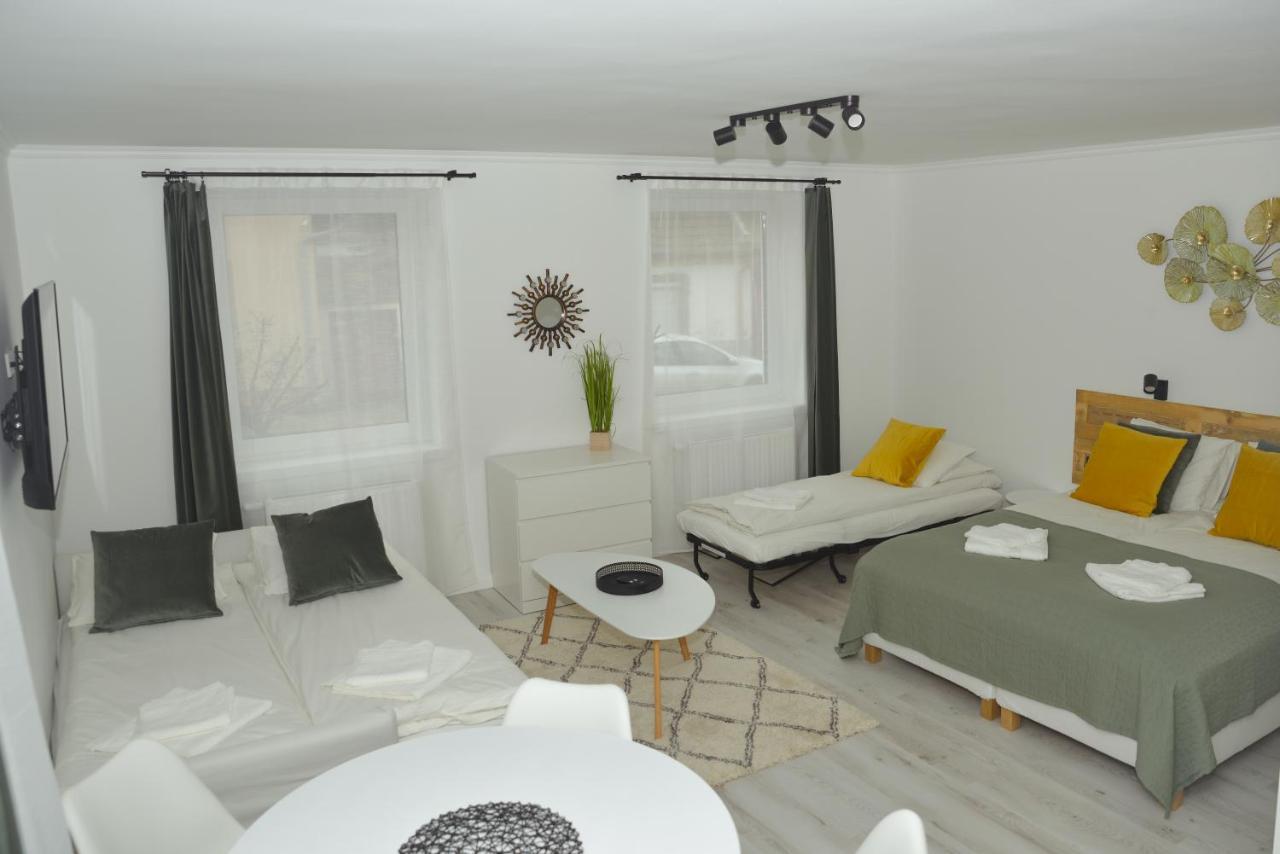 Raba92 Apartman House Екстериор снимка