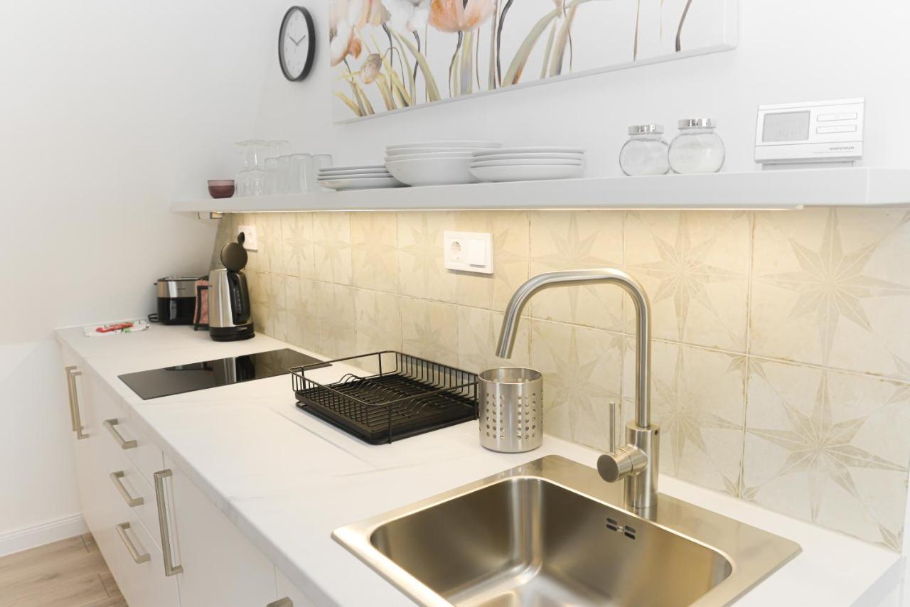 Raba92 Apartman House Екстериор снимка
