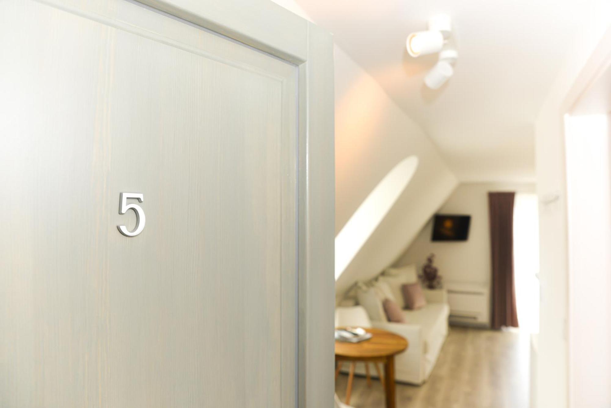 Raba92 Apartman House Екстериор снимка